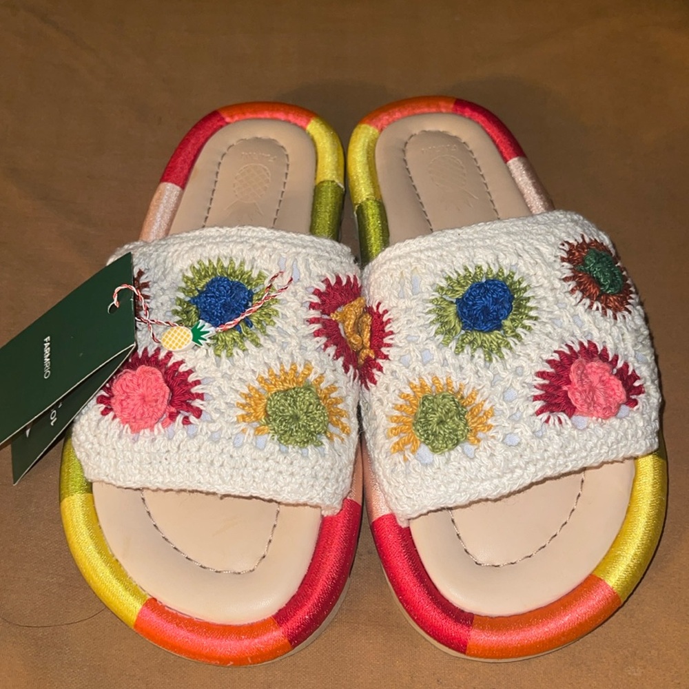 💚🌸Farm Rio Sunset Crochet Slides